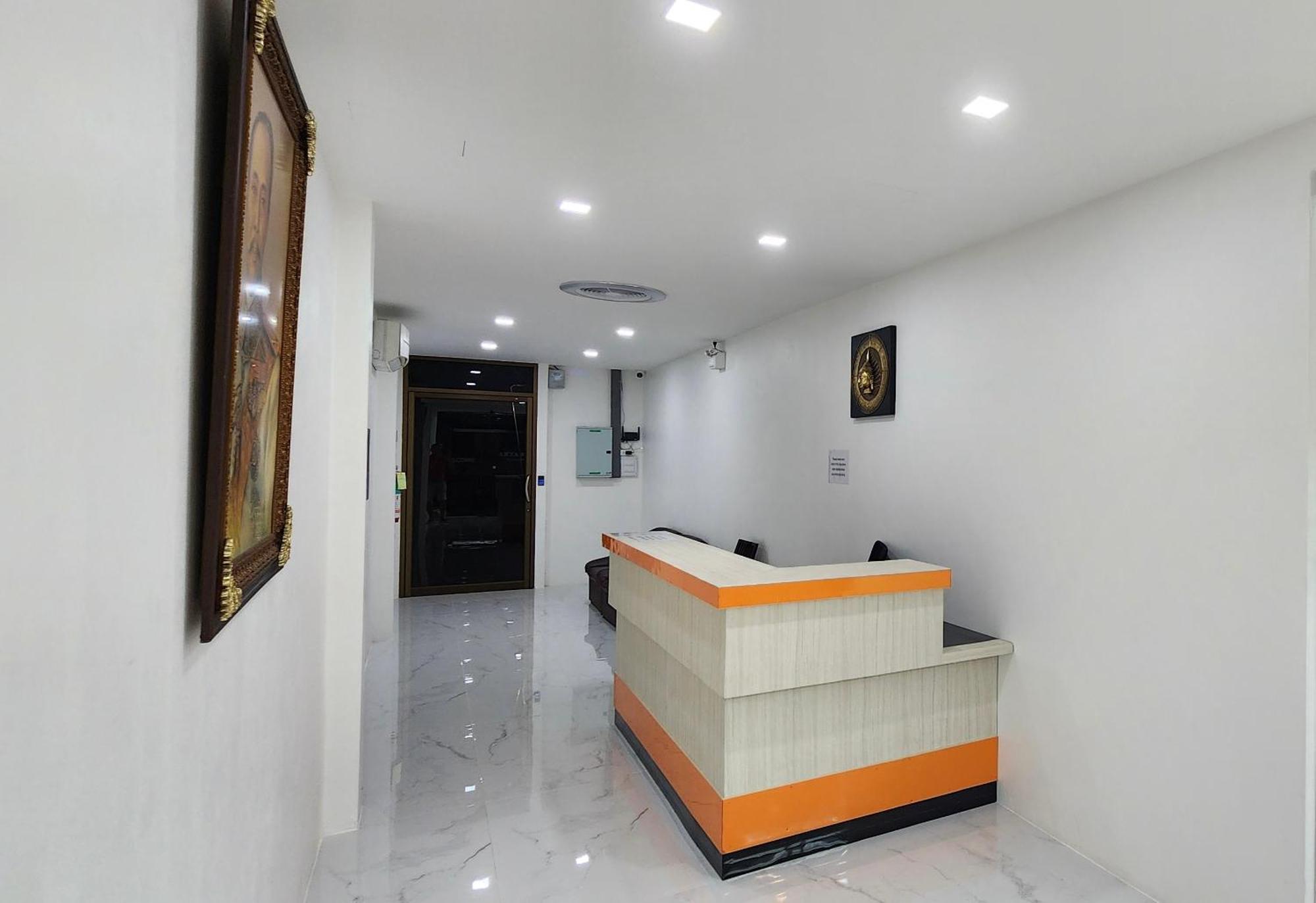 Arya Suites Patong Beach エクステリア 写真